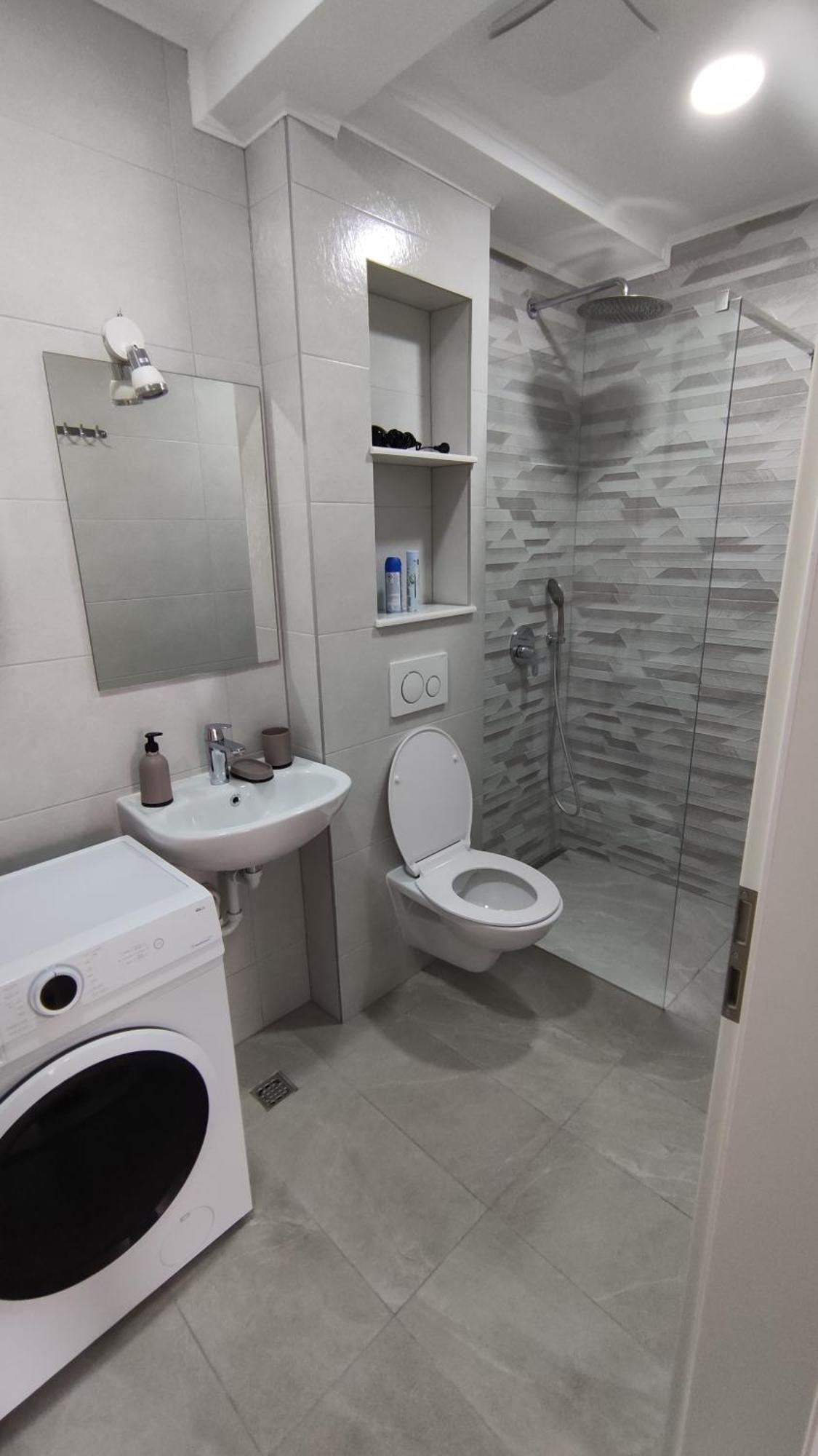 City Apartment Sara Makarska Eksteriør billede