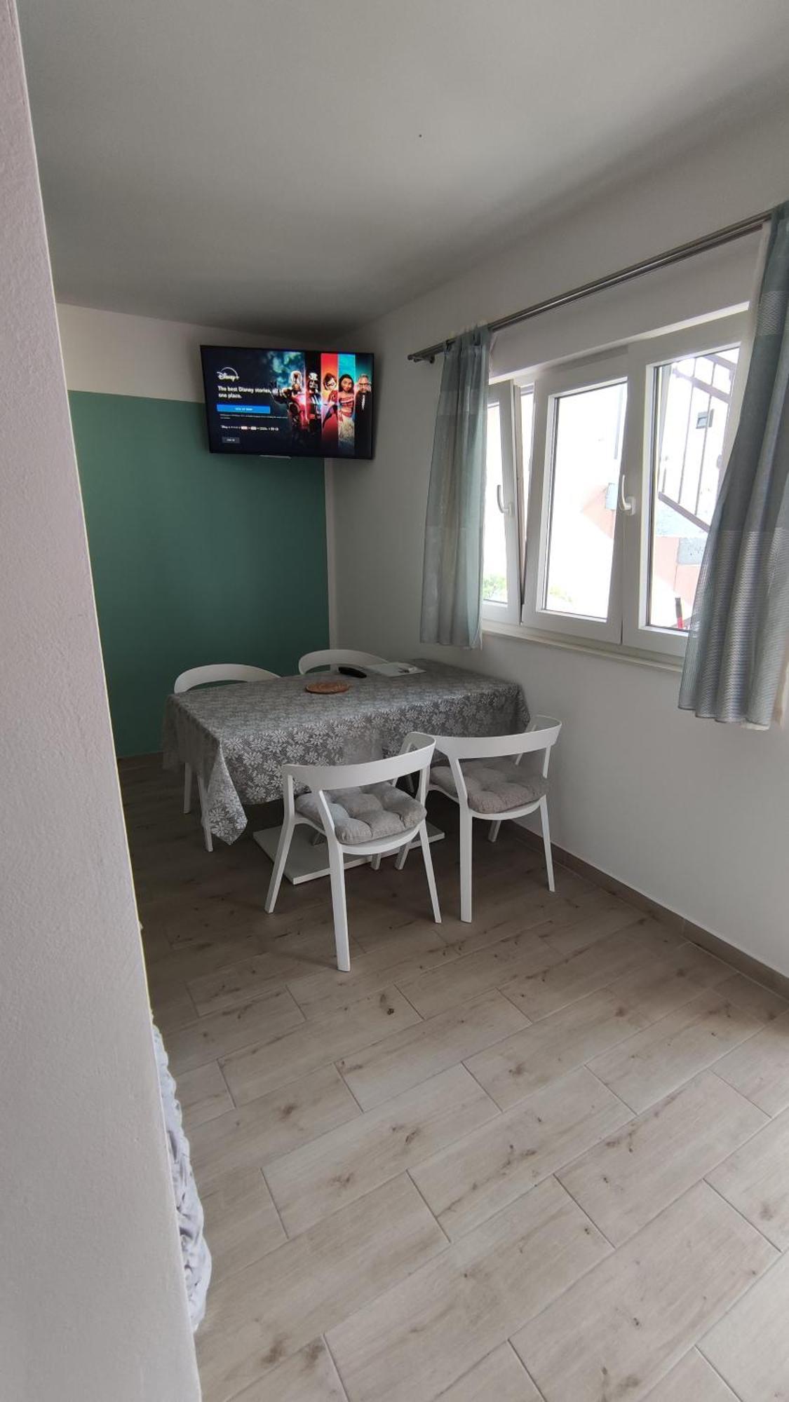 City Apartment Sara Makarska Eksteriør billede